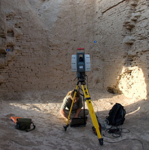 Laser scanning